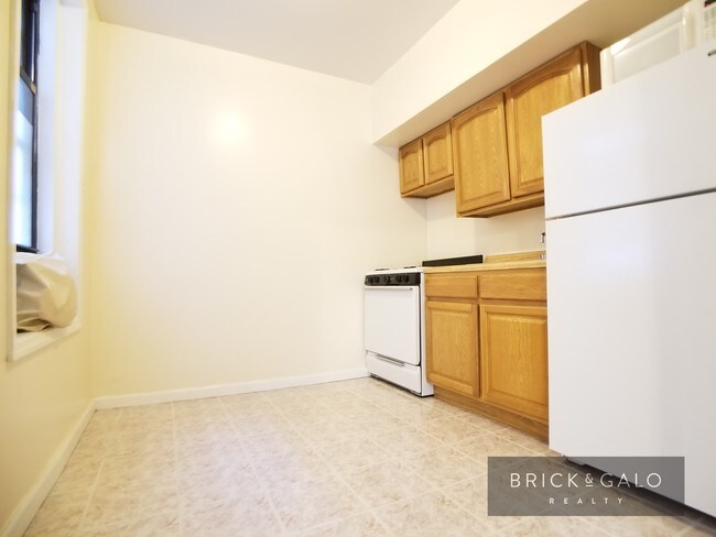 Foto del edificio - 50 Lincoln Rd