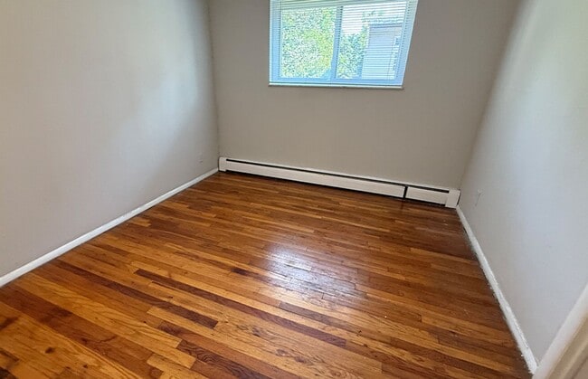 Interior Photo - Burnet View