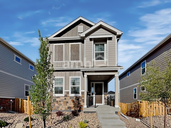 Building Photo - 26101 E Calhoun Pl