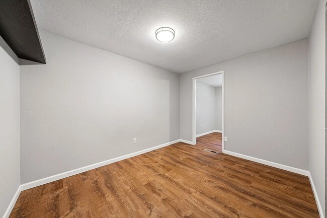 Building Photo - 15518 SE 304th Pl