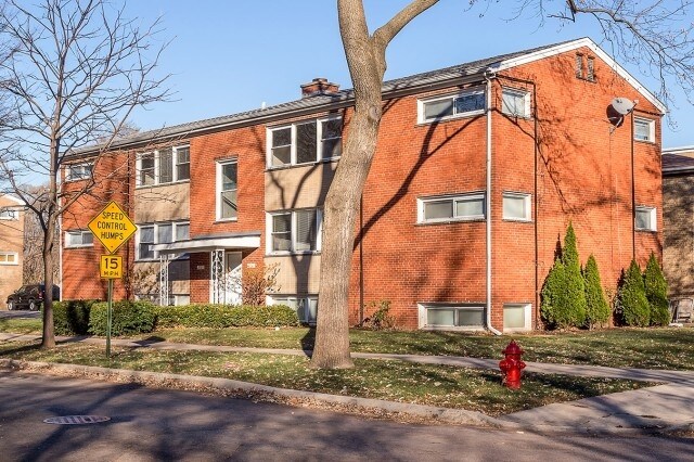 Primary Photo - 231-233 Callan Ave