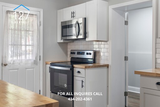 Foto del edificio - Great Property inside and out!