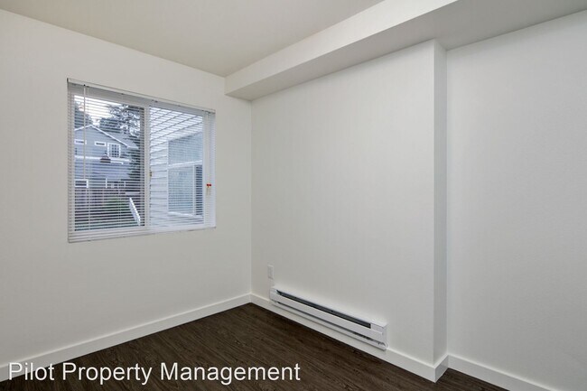 Foto del edificio - 3630 22nd Ave W