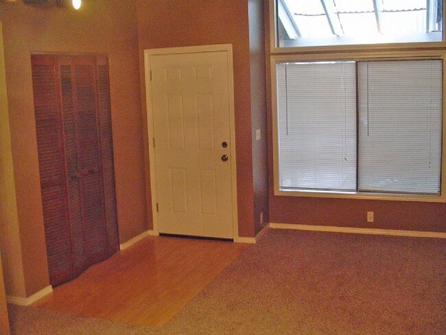 Foto del edificio - Kelly Butte area home