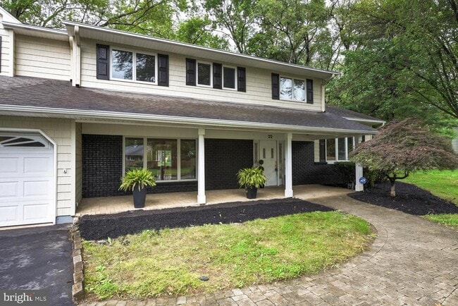 Building Photo - 22 Slayback Dr