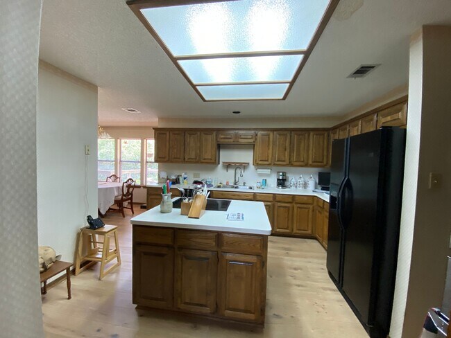 Foto del edificio - 5943 Cape Coral Dr
