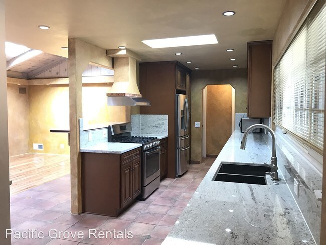 Foto del edificio - 3 br, 3 bath House - 2872 Rancho Road