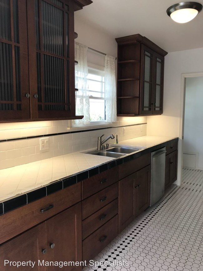 Foto del edificio - 3 br, 2 bath House - 11 Lincoln Drive