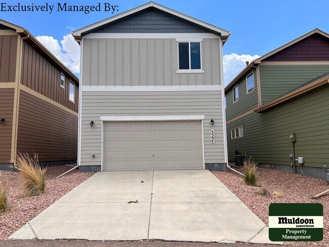 Foto del edificio - SEE ME TODAY! Beautiful 3 bedroom home tha...