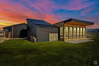 Building Photo - 5052 Hoblitt Ln