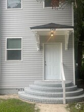 Building Photo - 546 W 25th St