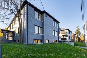 Building Photo - 1484-1484 Avenue Rd