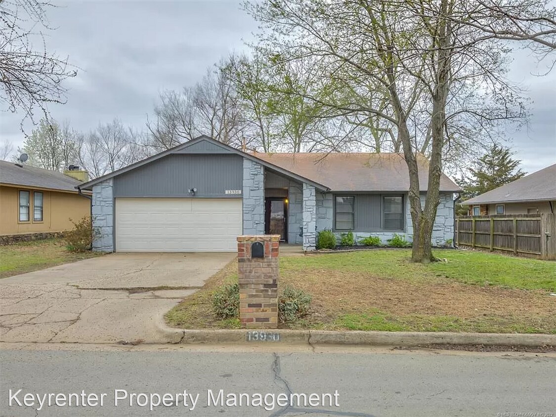 13930 S Nyssa Pl, Glenpool, OK 74033 House Rental in Glenpool, OK