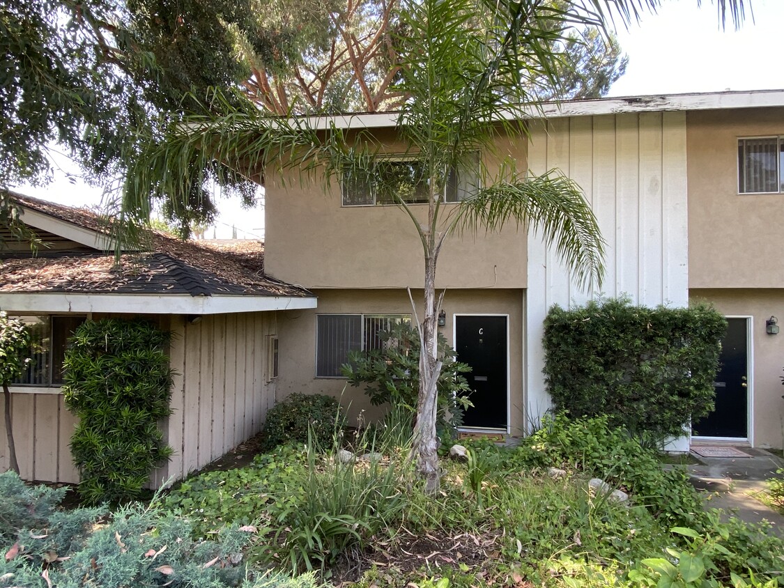 782-C Mariposa Este, CA 91001 - 782 E Mariposa St