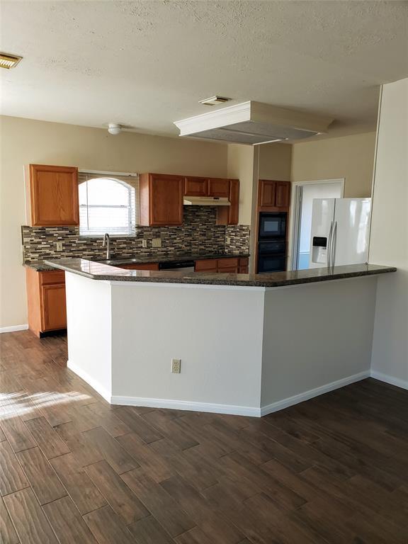 Foto del edificio - 3746 Lauderwood Ln
