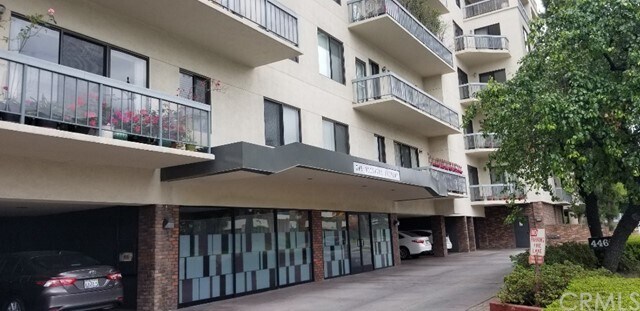 Building Photo - 4460 Wilshire Blvd