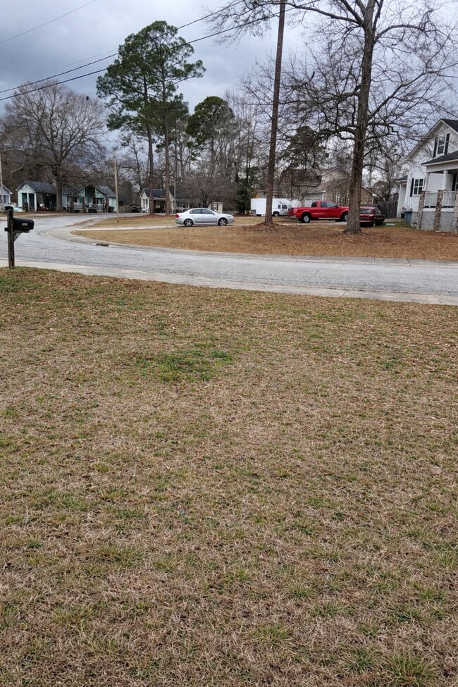 Building Photo - 4386 Thrasher Cir