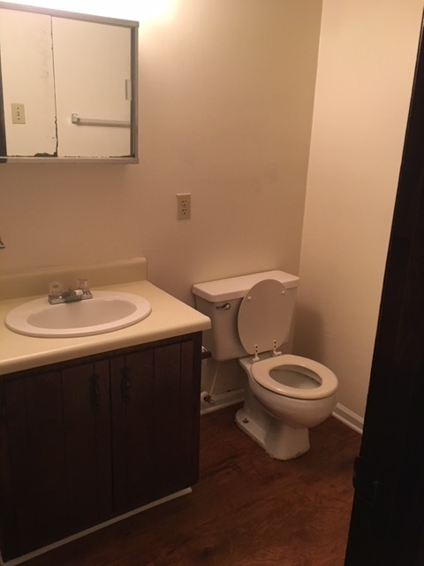 Building Photo - 2 Bedroom/2 Bath Townhome located in Valdosta