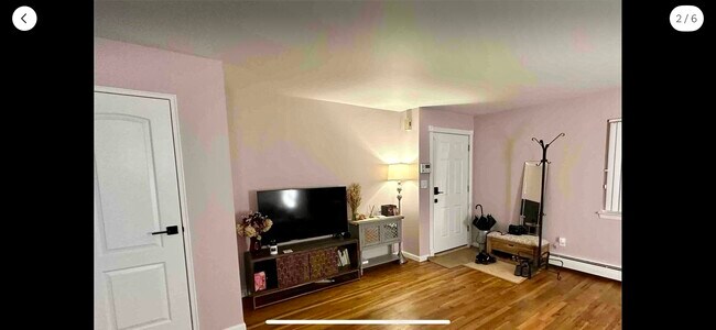 Living room - 1465 68th St