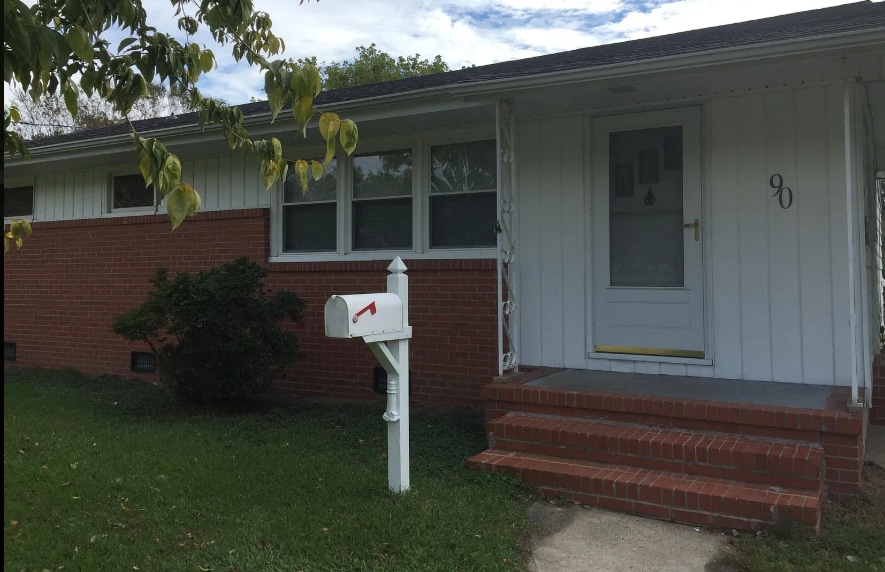 Primary Photo - 90 Pollard Dr