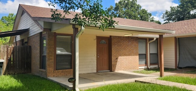 Building Photo - 715 San Mario Ct