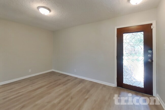 Foto del edificio - 13307 Venice Cir