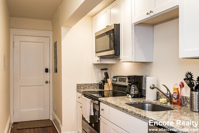 Foto del edificio - 1463 Beacon St