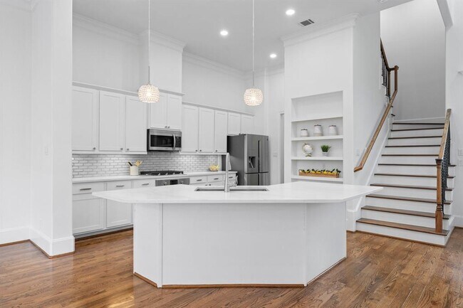 Foto del edificio - 1038 E 29th St