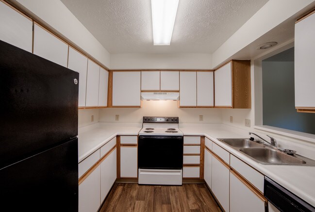 The Hawthorne: Apartamento con 3 hab y 2 ba - Bradford Run Apartments