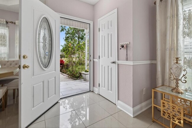 Foto del edificio - 10523 Broomsedge Ct