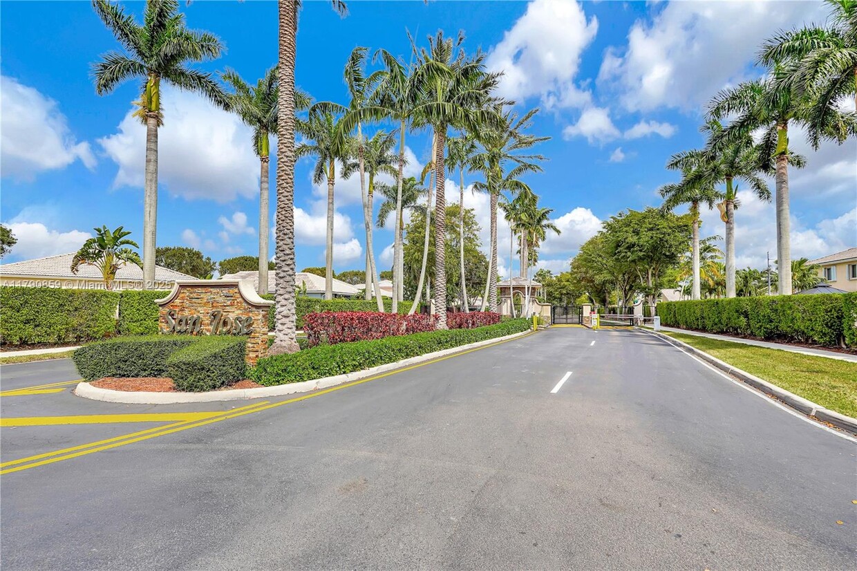 Foto principal - 14300 SW 155th Ct