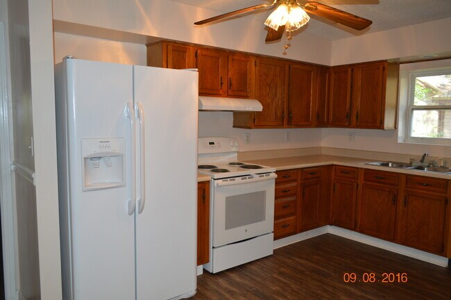 Foto del edificio - 1115 Hickory Ave