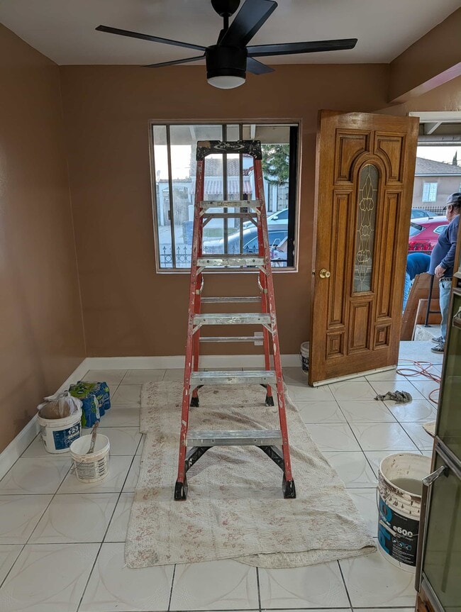 Foto del edificio - 704 Oakford Dr