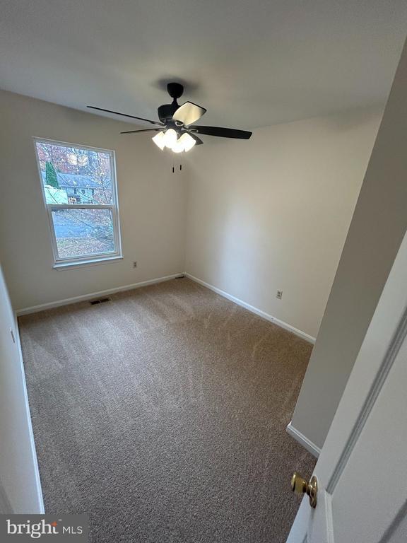 Building Photo - 716 Alamo Ln