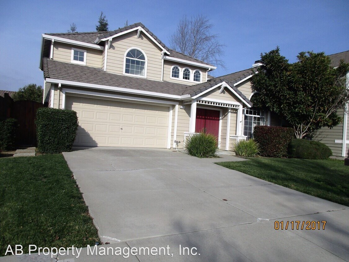 3025 Staples Ranch Dr, Pleasanton, CA 94588 House Rental in