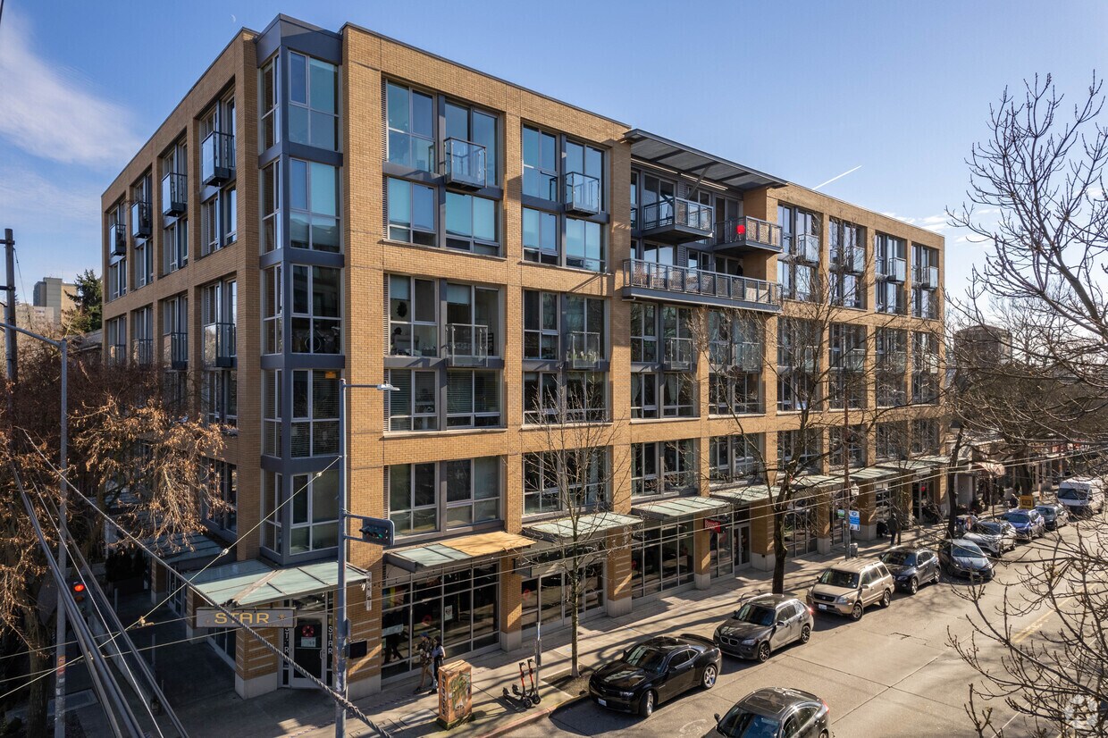 Exterior - Brix