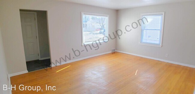 Foto del edificio - 3 br, 2.5 bath House - 6912 26th Ave