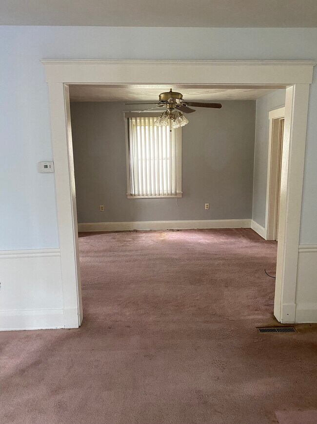 8111 Bull Creek Rd, Tarentum, PA 15084 House Rental in Tarentum, PA