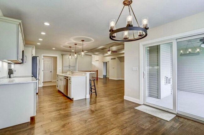 Foto del edificio - 1811 Spartan Dr