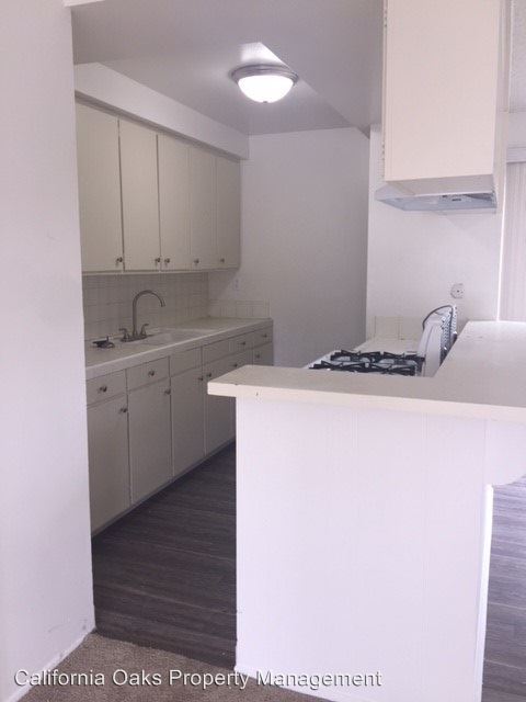 Foto del edificio - 3402-3412 Rexford St