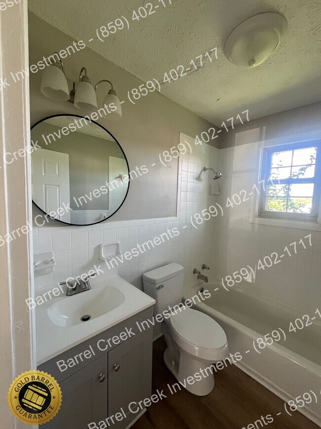 Foto del edificio - 510 Forrest Dr