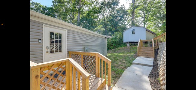 Foto del edificio - 29 Hensley Hill Ln