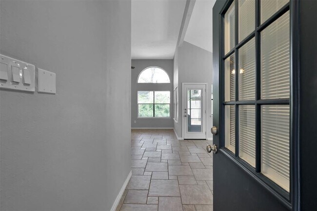 Foto del edificio - 36 Whistlers Walk Pl