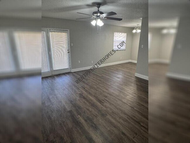 Foto del edificio - 412 Glenhaven Dr