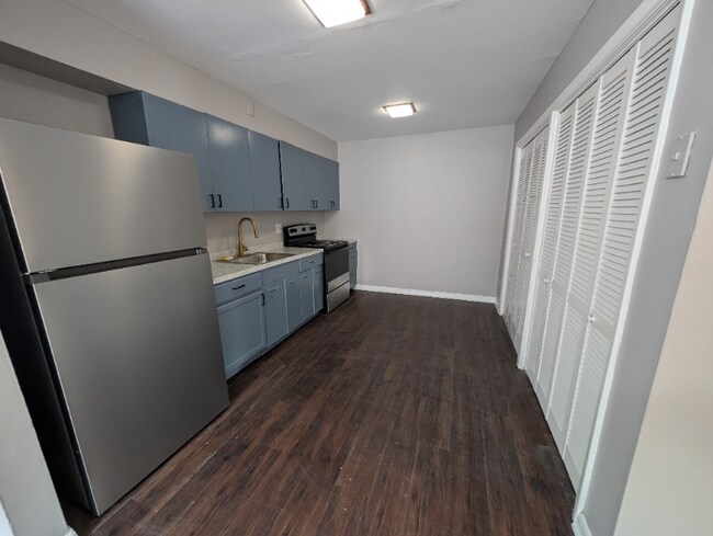 Foto del edificio - 110 Cromwell Pl