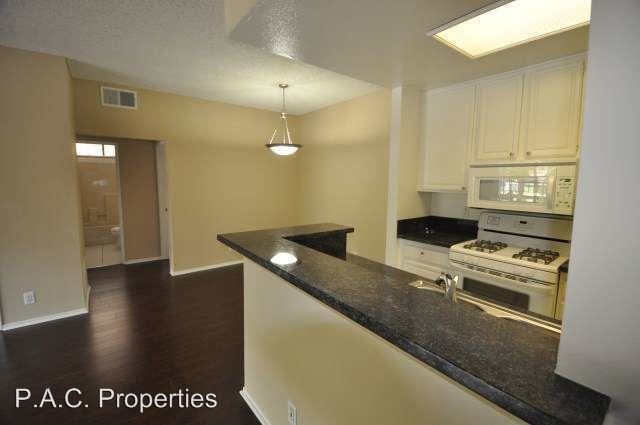 Foto del edificio - 11594 Moorpark St