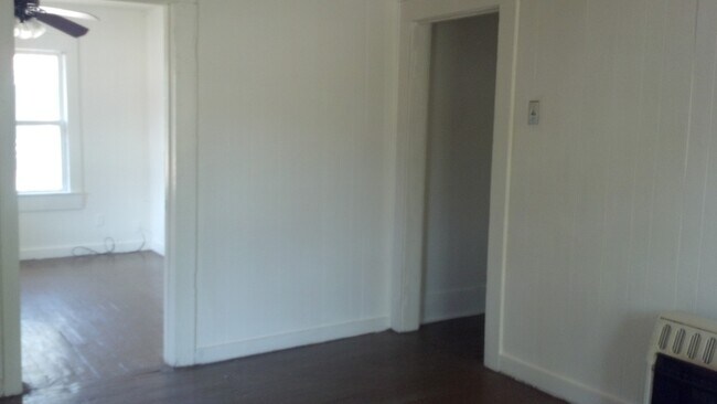 Foto del edificio - Welcome to Your Ideal Home: 3-Bedroom, 1.5...