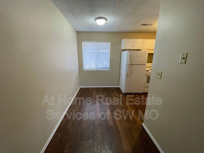 Foto del edificio - 510 W Scott St