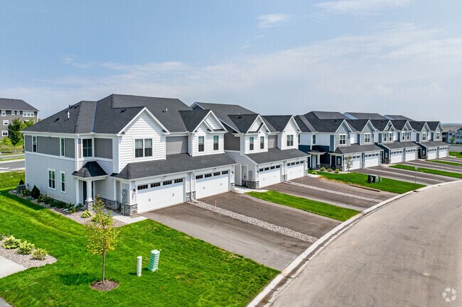 Foto del edificio - Bentley Village