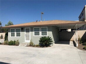 Building Photo - 520 W Rte 66